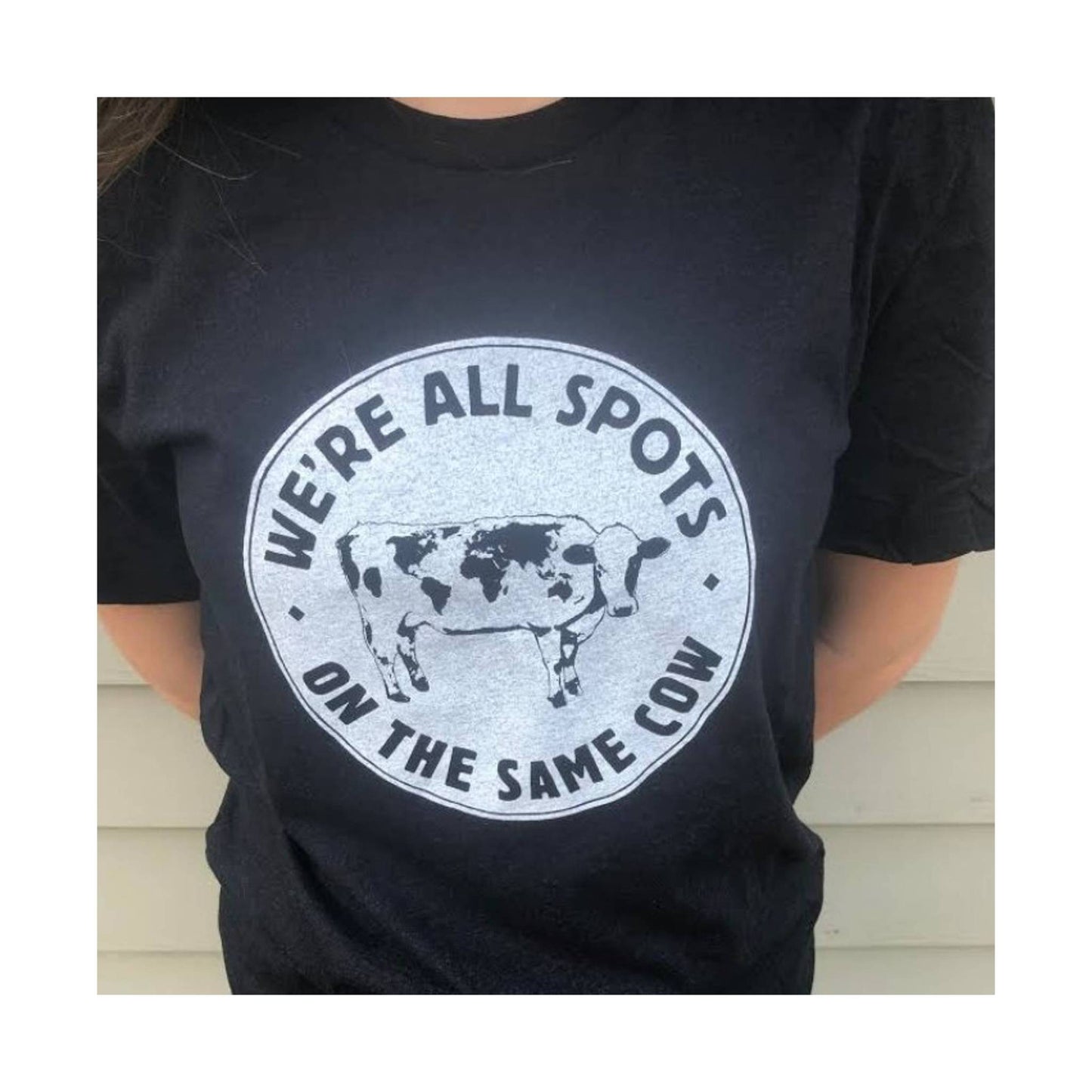 World Cow Circle Tee Shirt - Black